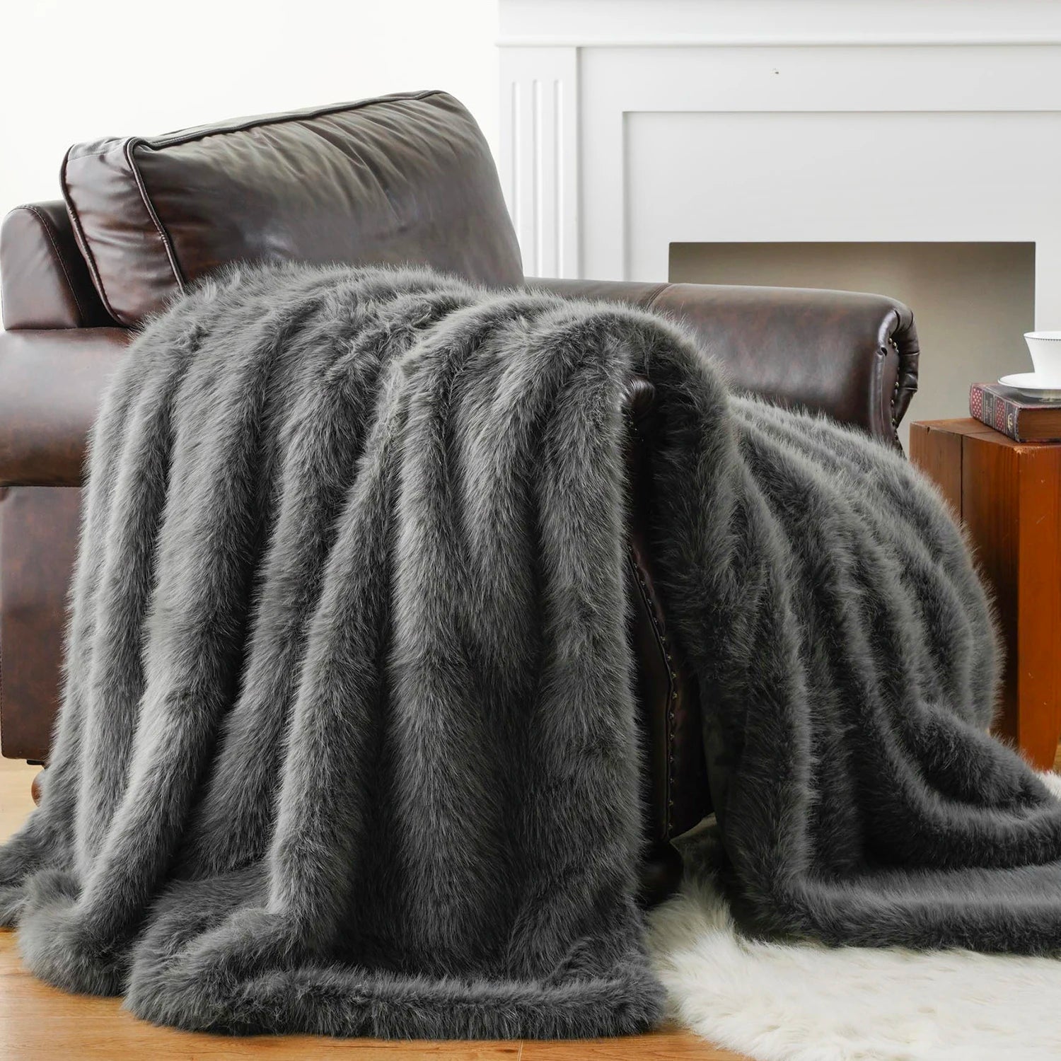 BATTILO Faux Fur Throw Blanket — Luxury Soft Mink Blanket for Bed and Sofa