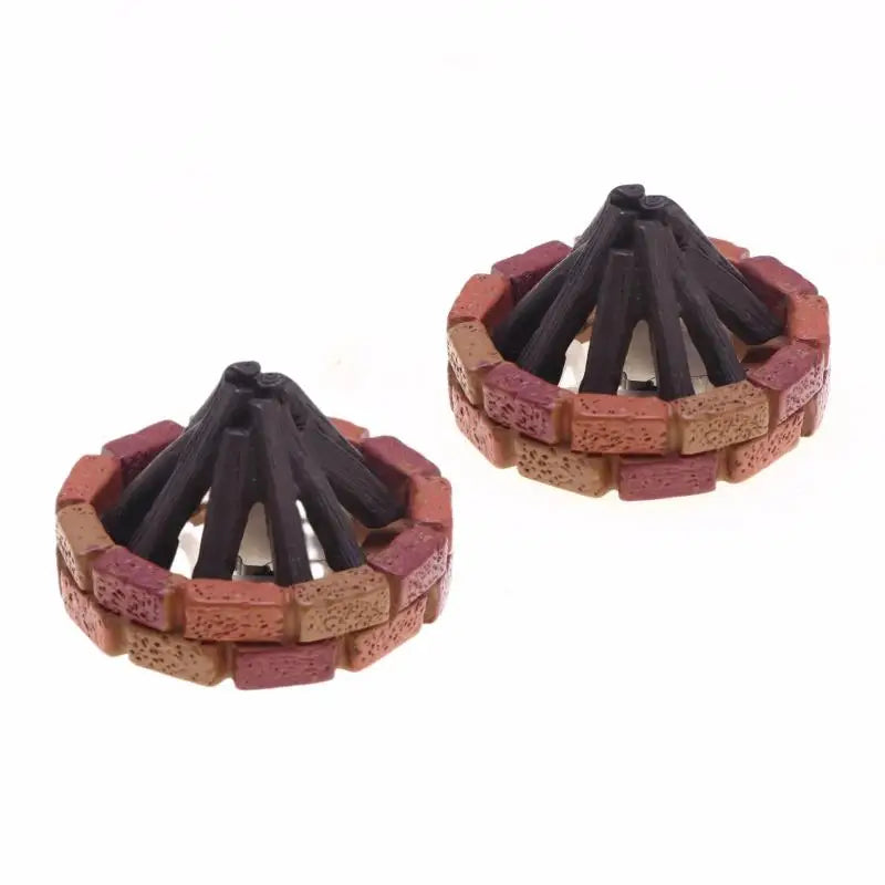 Miniature LED Bonfire Ornament — Realistic Dollhouse Outdoor Decor