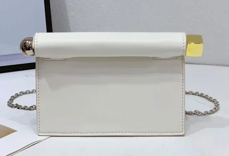 VM FASHION KISS Rolled-Edge Clutch Bag — Versatile Chain Crossbody Purse