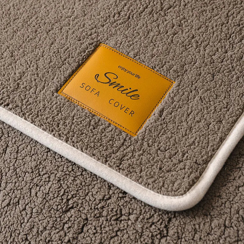 Fleece Sofa Mat — Soft Lamb Fleece Cover for Autumn and Winter