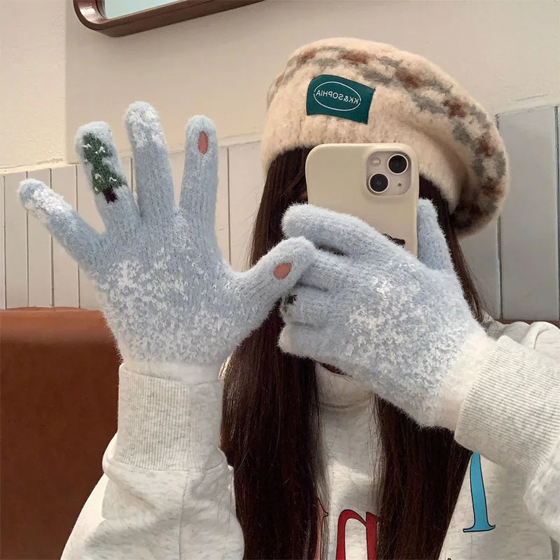 Women's Knit Winter Gloves — Warm Touch Screen Patterned Mittens