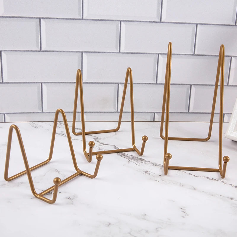Metal Plate Display Stand — Decorative Easel for Pictures and Dishes