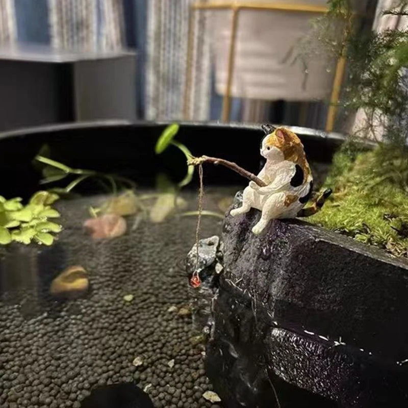 Cartoon Fishing Resin Ornament — Decorative Aquarium & Desk Accessory