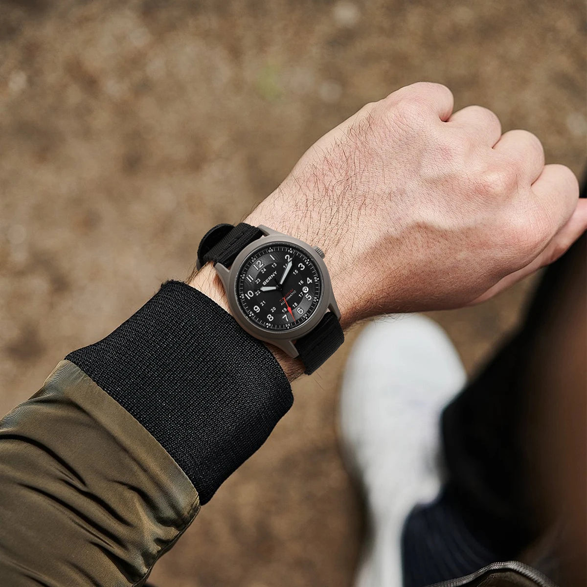 BERNY Titanium Automatic Field Watch — Super Luminous Outdoor Sports Watch