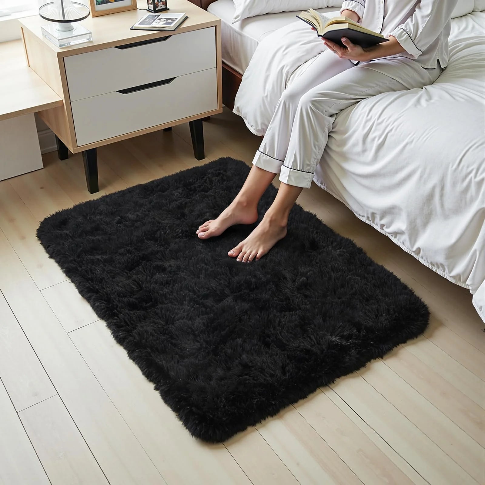 VIKAMA Tie-Dye Plush Carpet — Soft Fluffy Area Rug for Living Room & Nursery