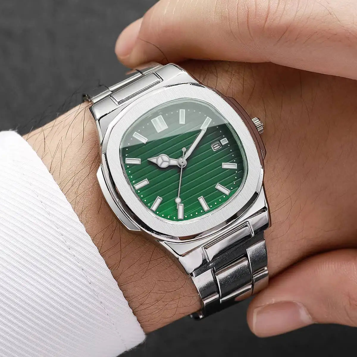yolako Men's Business Watch — Square Dial Quartz Wristwatch with Calendar