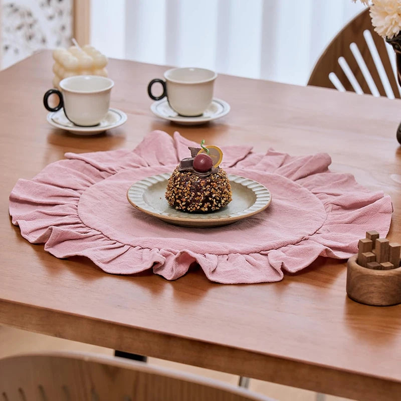 Cotton Ruffle Placemats and Napkins — Elegant Table Decor for Dining