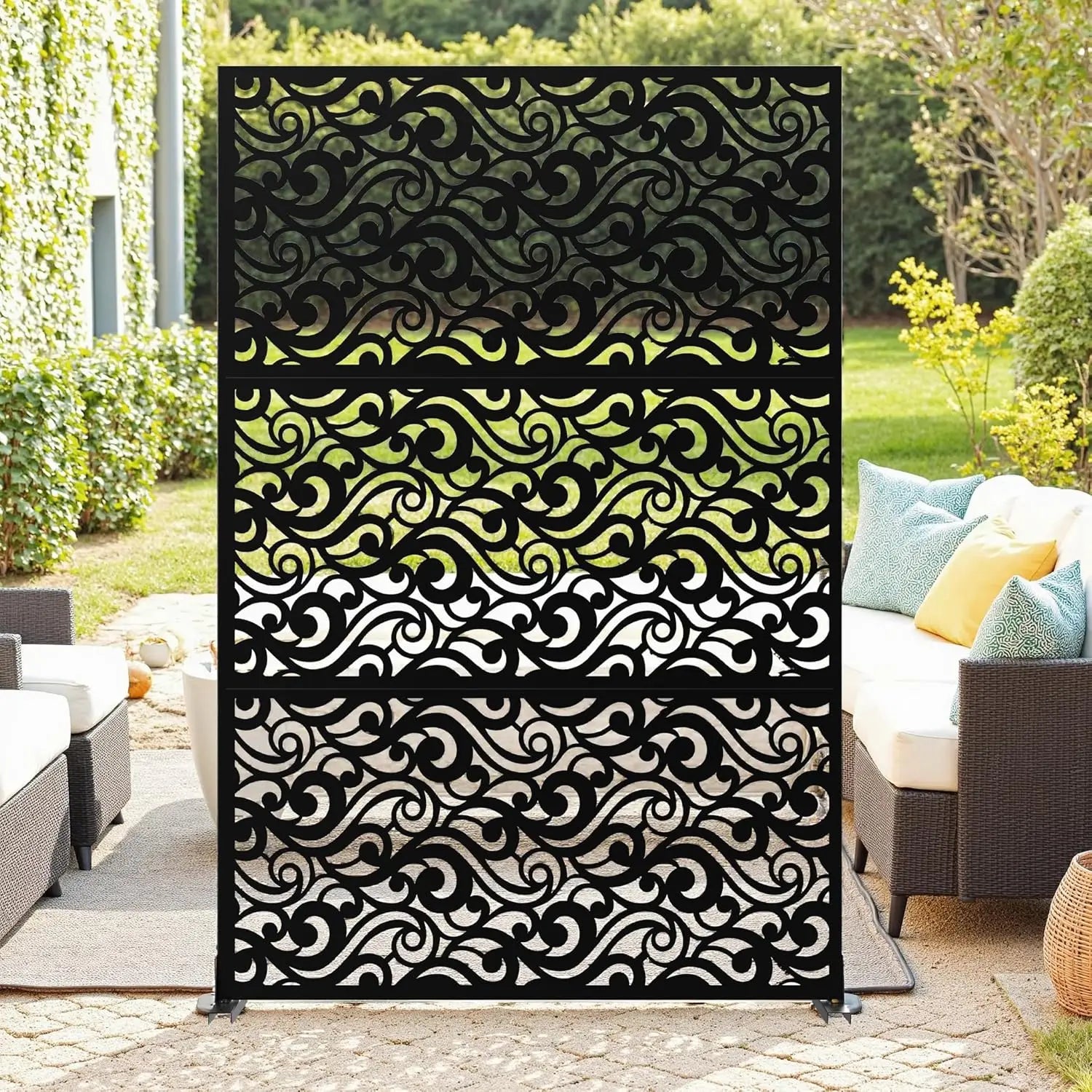 TWISTER.CK Decorative Garden Privacy Screen — Metal Outdoor Divider