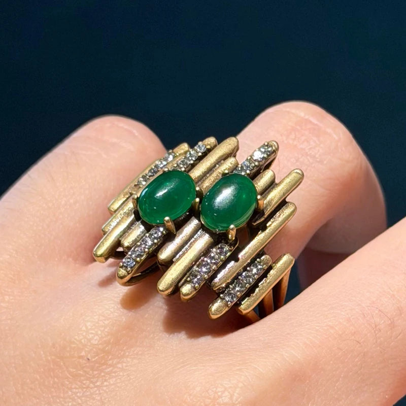 Vintage Green Stone Cocktail Ring — 18k Gold Plated Antique Jewelry