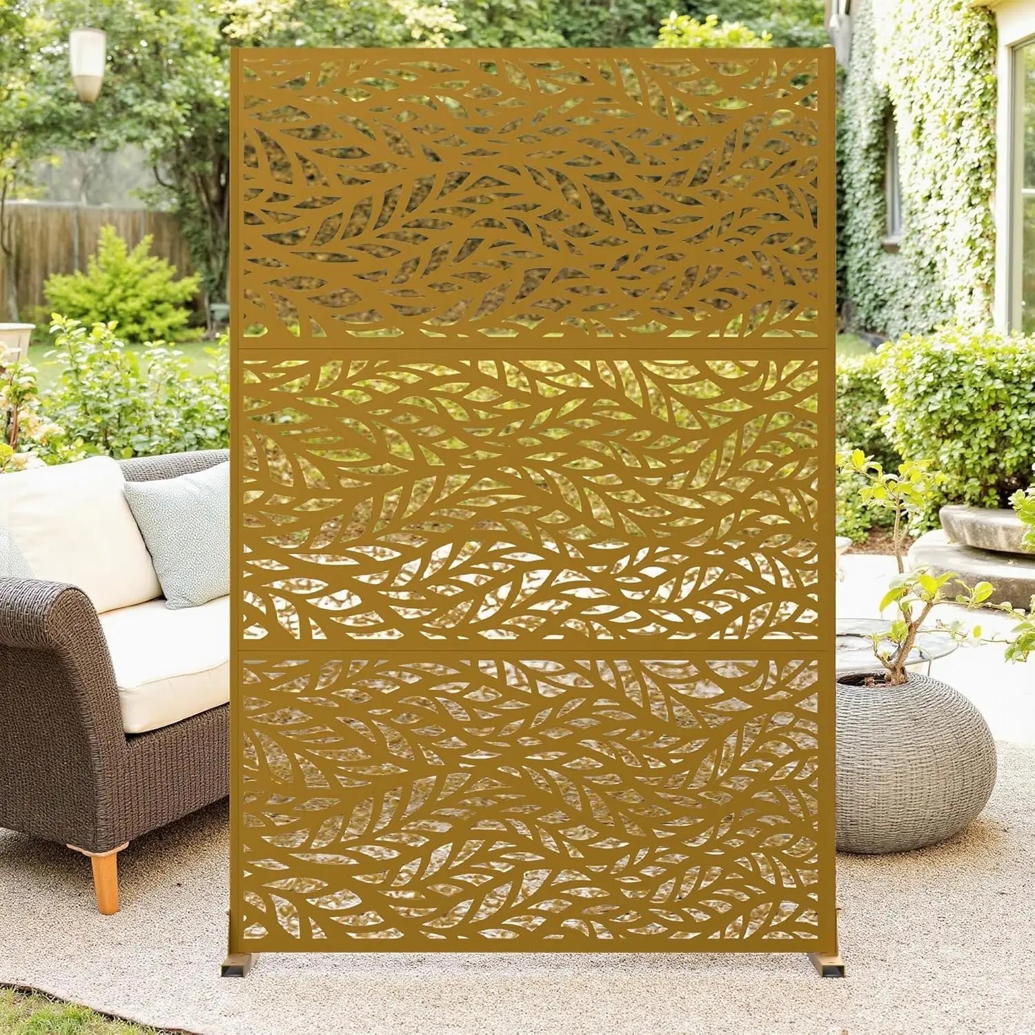 TWISTER.CK Decorative Garden Privacy Screen — Metal Outdoor Divider