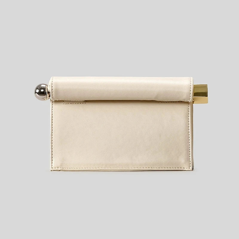 Elegant Sequined Clutch Bag — Stylish Evening Purse with Metal Handle
