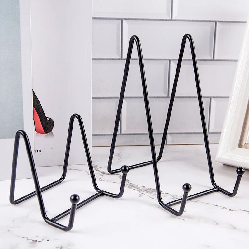 Metal Plate Display Stand — Decorative Easel for Pictures and Dishes