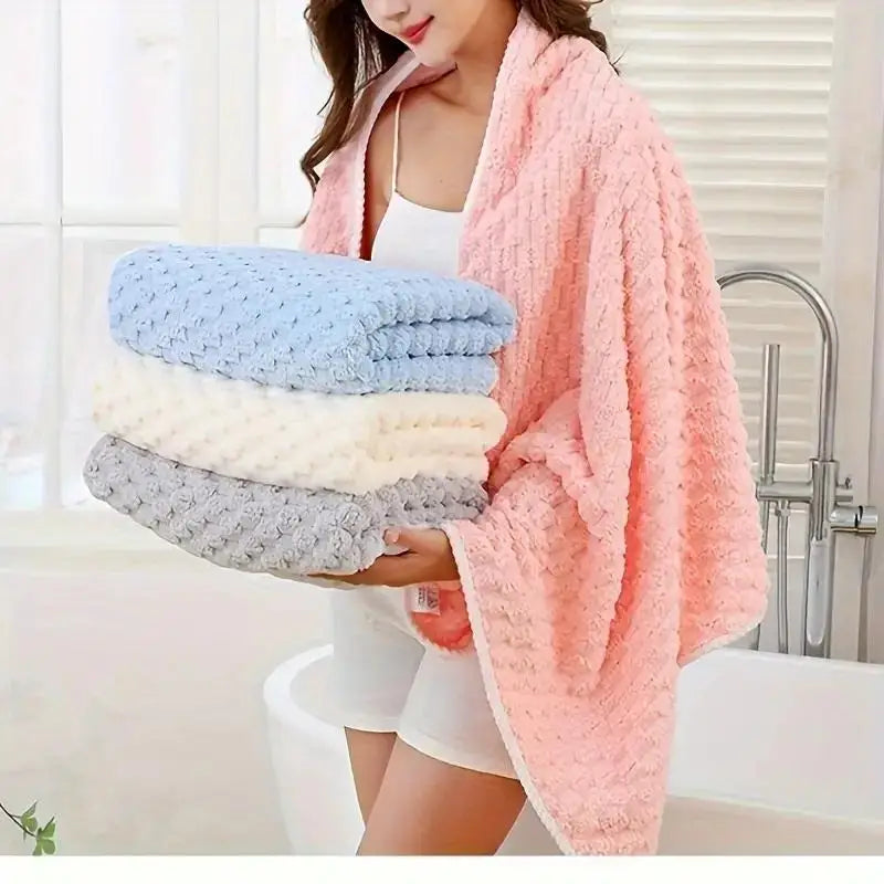 Ultra-Soft Coral Velvet Bath Towel — Quick Drying & Highly Absorbent